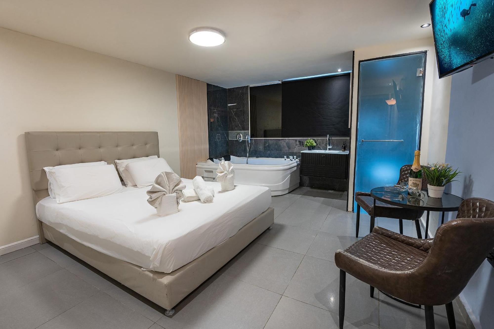 Lago Suites Hotel Jerusalém Exterior foto
